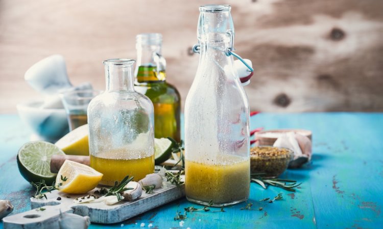 Five Green Cleaning Recipes To Save Your Health And Your Money