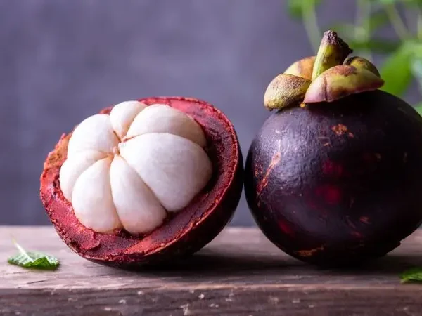 10 Benefits of Mangosteen Fruit that Help Your Diet