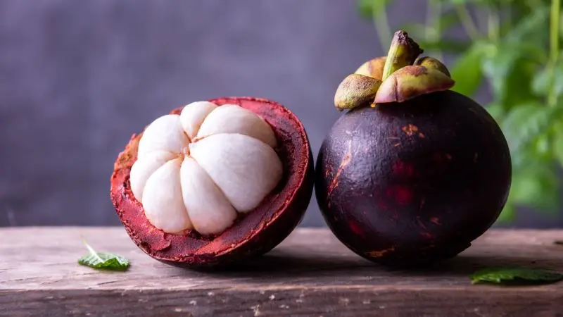 10 Benefits of Mangosteen Fruit that Help Your Diet